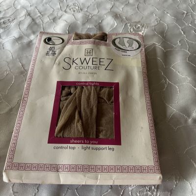 Skweez Couture By Jill Zarin Control Thighs Light Support Leg Size B.