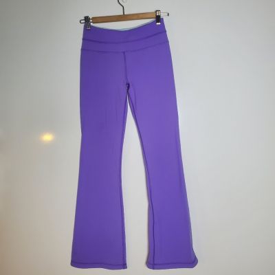 Lululemon purple wide leg wonder under leggings Size 4 Great condition