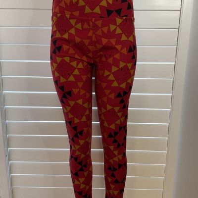 New Womans LuLaRoe Maroon Triangle Pattern Legging TC