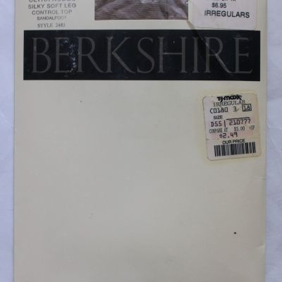 Vtg Berkshire Silky Sheer #3489 Sandalfoot Pantyhose Queen 3-4x Ivory NOS