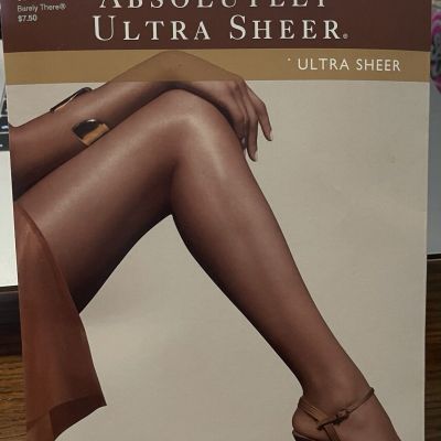 Hanes Absolutely Ultra Sheer Pantyhose Size F Barely Control Top Reinforced Toe