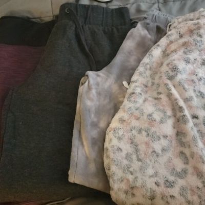 Lot Of 4 Womans Leggings Size Small