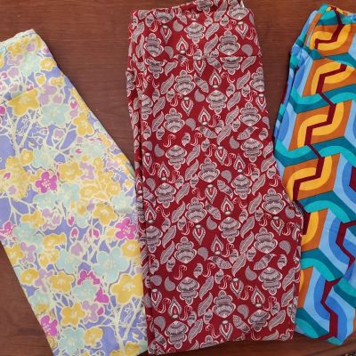 Lot (3) Vintage Retired LULAROE LEGGINGS T & C Retro Flowers Feathers BRAND NEW