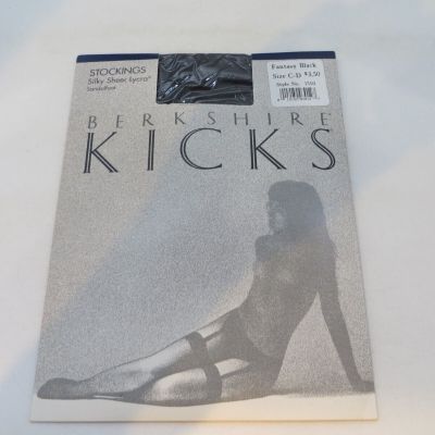 Berkshire Kicks Stockings Fantasy Black Size C-D Style No. 1550 vintage 1988