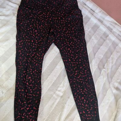 Lane Bryant LIVI High-Rise Wicking 7/8 Legging Size 18/20 Black Red Falling Leaf