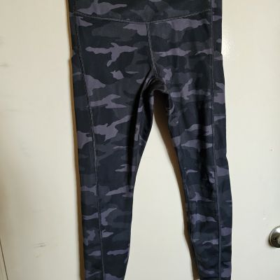 Athleta Ultimate Camo Leggings Green Athleisure Yoga Gym Running XSP