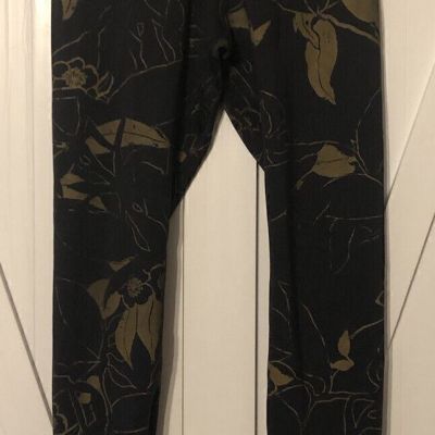 Nike Womens Leggings Womens XS Pants Yoga Running Workout Dry Fit Leaf Print