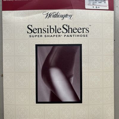 Worthington Super Shaper Control Top Pantyhose Queen Tall White NIP