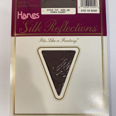 Vintage Hanes Silk Reflections Silky Sheer Town Taupe AB Pantyhose NOS