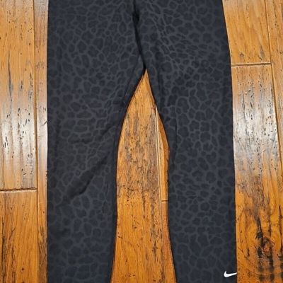 Nike Dri Fit Leggings Yoga Pants Black Sparkly Cheetah/Leopard Womens Size Small