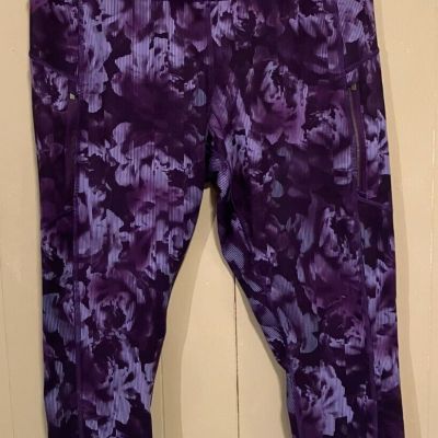 Athleta Rainier Printed Tight Legging Purple floral Plus Size 1XL 1X EUC!