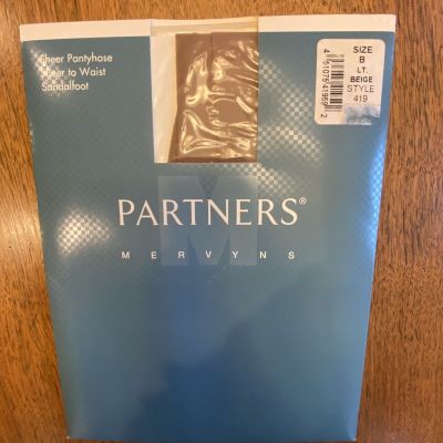 Vintage Sheer Partners Mervyn’s Pantyhose Sandalfoot New Package Beige Size B