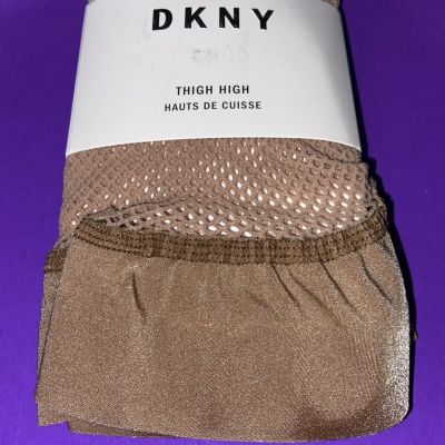 NEW! DKNY BEIGE THIGH HIGH FISH NET STOCKINGS / MEDIUM/TALL