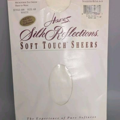 Hanes Silk Reflections Size AB Style 608 White Soft Touch Sheers Pantyhose (#43)