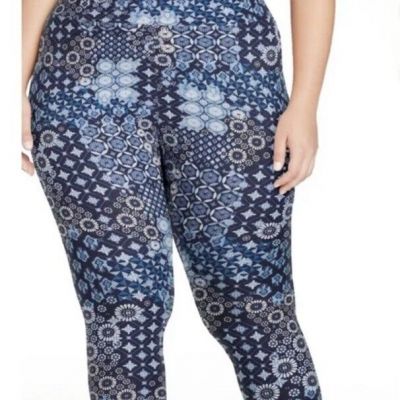 Terra & Sky Plus Size Tile Collage Blue Capris  2X (20W-22W) NWT