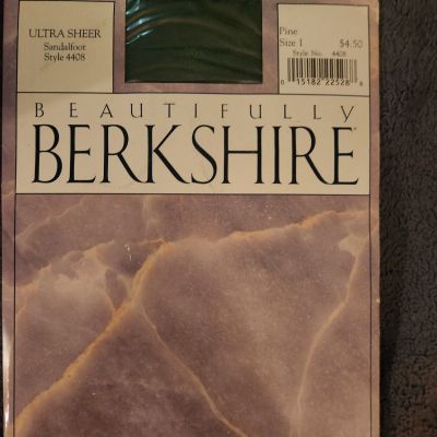 Beautifully Berkshire Ultra Sheer Sandalfoot Pantyhose in size 1 Pine color.