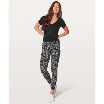 Lululemon In Movement 7/8 Tight Everlux 25