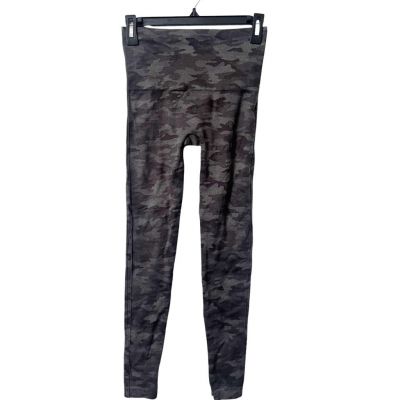 Spanx Gray Camouflage Leggings Women’s Medium Casual Comfort Lounge Pants