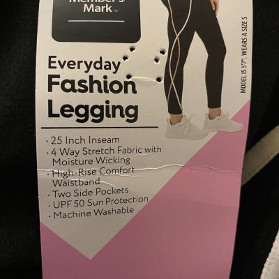 Everyday Fashion Women’s Legging Size Small Members Mark NWT