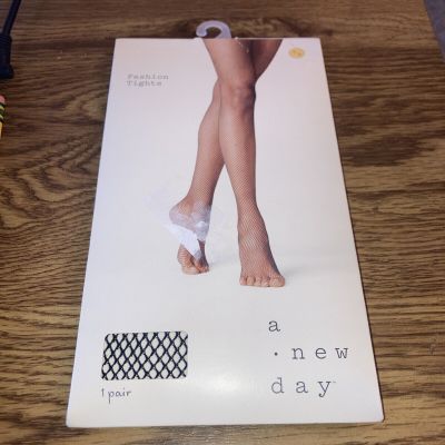 A New Day Fashion Tights S/M Black Fishnets NEW