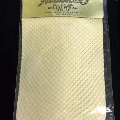 New Beige Exciting Fishnet Stockings One Size 81/2-11 Nylon Spain Cos Play