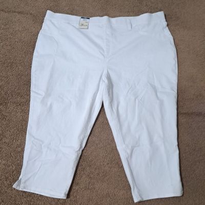 TERRA & SKY WHITE STRETCH PULLON CAPRI JEGGING  Sz 4X (28W-30W)   (J)