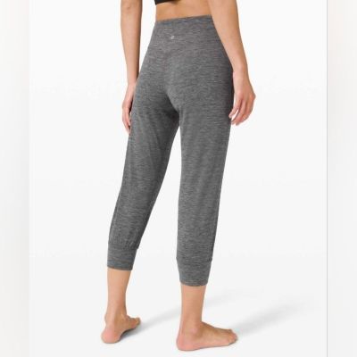 Lululemon Align Jogger Crop 23