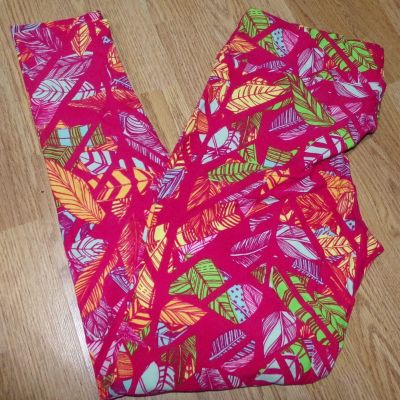 NEW LuLaRoe Leggings TC One Size 12-18 Curvy  Pink Hawaiian Beach Floral