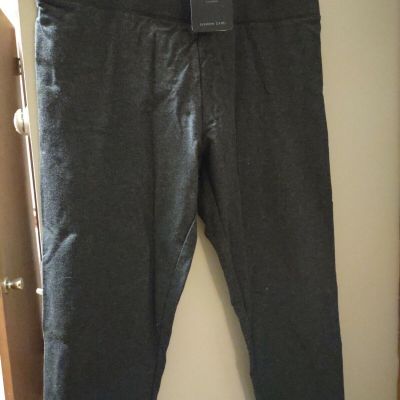 NWT - MeMoi Fashion Capri, Gray Heather, Size: L/XL (Yoga/Gym/Sport) NEW!