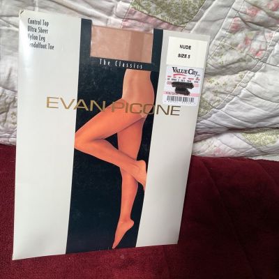 [RARE] VTG NIP EVAN-PICONE PANTYHOSE NUDE SIZE 5 THE CLASSICS