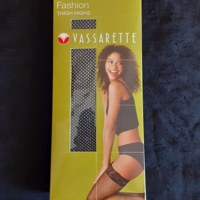New Thigh High Black Fishnet Stockings Vassarette M/L Style 4420 Stay-Up