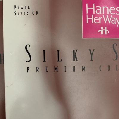 Hanes Her Way Silky Sheer Premium Collection Control Top Pantyhose Pearl Sz CD