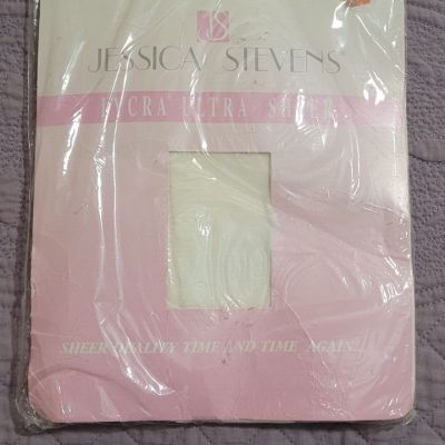 Silken Sheers Jessica Stevens Lycra Ultra Sheer Pantyhose  White Size C 145-200l