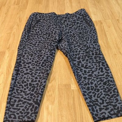 Lane Bryant leopard print On the Go slim ankle pants size 14