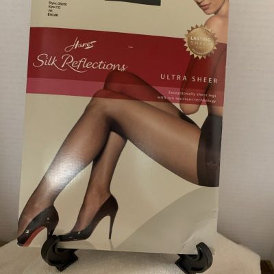 Hanes Silk Reflections Control Top Sheer Toe CD Jet Ultra Sheer