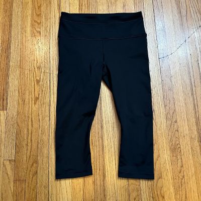 Athleta Leggings Womens Small Accelerate Crop Workout Black Capri