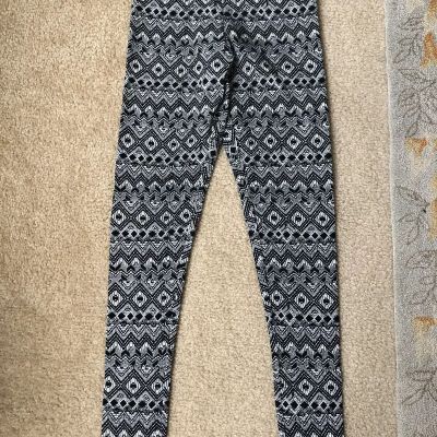 American Eagle hi-rise jeggings sz XS with tag black and white pattern