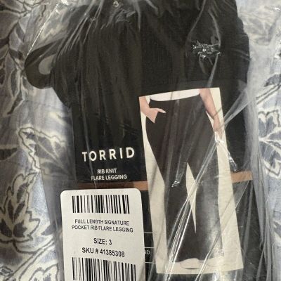 Torrid Rib Flare Pocket Leggings