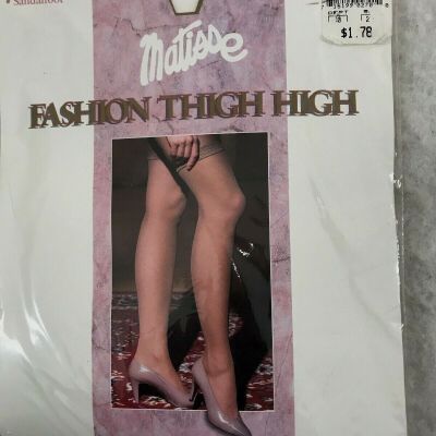 Thigh High White Nurse Stocking Sz C 5'5