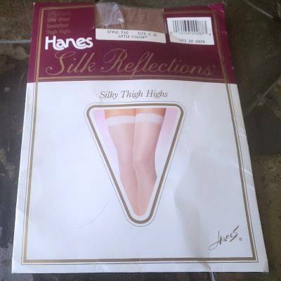 Size C/D Hanes Silk Reflections Silky Sheer Thigh High Stockings