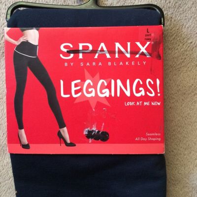 Spanx  Size L Port Navy Look At Me Now Seamless Leggings style 20061R NWT