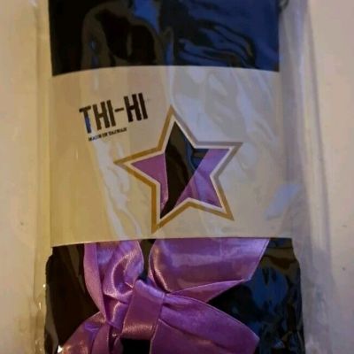 HOT TOPIC THI-HI STOCKING BLACK  WITH PURPLE BOW