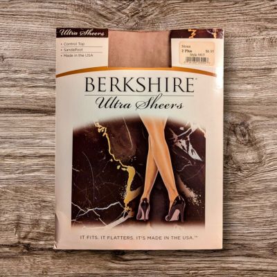 BERKSHIRE Stone Beige PLUS 2 Womens ULTRA SHEER SANDALFOOT Pantyhose Control Top