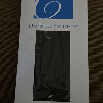 Catherines Plus Size D Pantyhose Coffee Day Sheer Hosiery Panty Nylon 300-335 lb