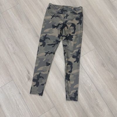 Koral Lustrous ankle glossy camo leggings medium green black