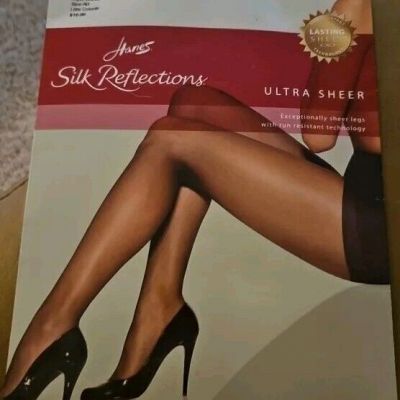 HANES SILK REFLECTIONS ULTRA SHEER CONTROL TOP SHEER TOE LITTLE COLOR SIZE AB