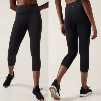 Athleta Women's Accelerate Capri Workout Leggings Black Size Small