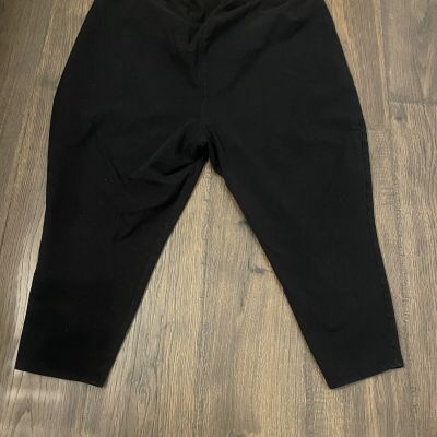 Torrid plus size black leggings, preowned size 5