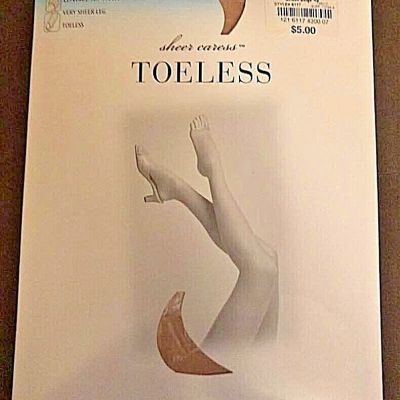 J.C. Penney TOELESS SHEER CARESS Control Top Pantyhose Average 110-150 lb. Beige