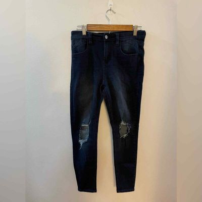 Size 7 Fashion Nova Dark Wash Distressed Jegging